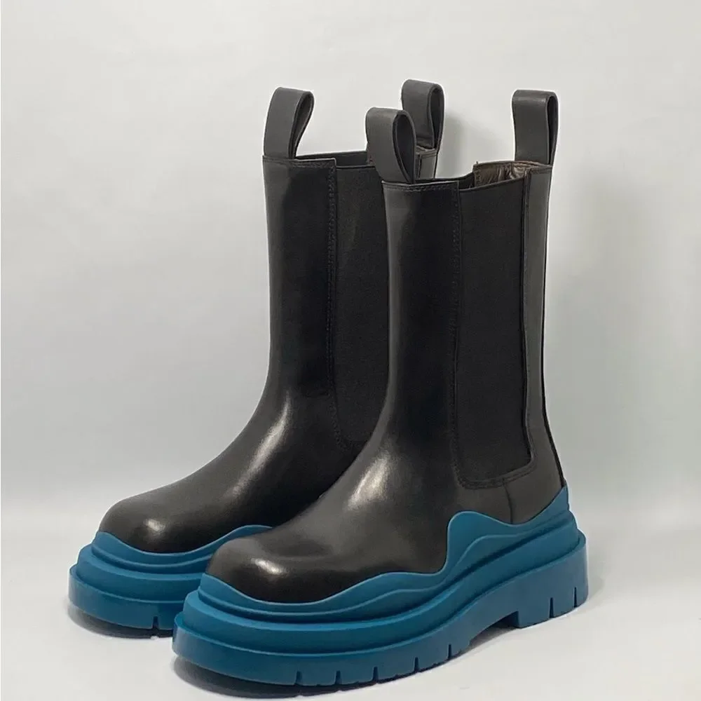 Bottega Veneta Contrast-Sole Leather Tire Chelsea Boots size 38
